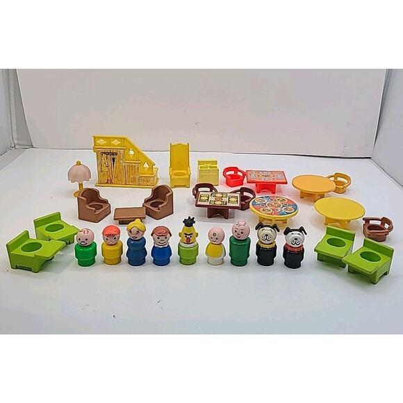 30 Piece Vintage Fisher Price Little People Dollhouse Furniture Toy Figure Lot - Picture 1 of 11